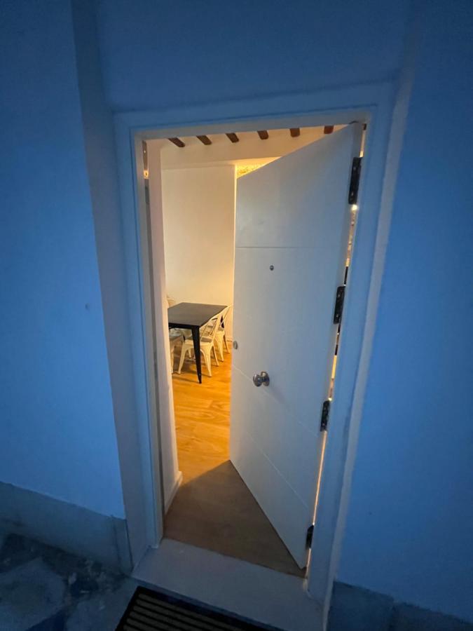 Gatu Premium La Pepa, Preferente Mayores De 25 Anos Y Familias *